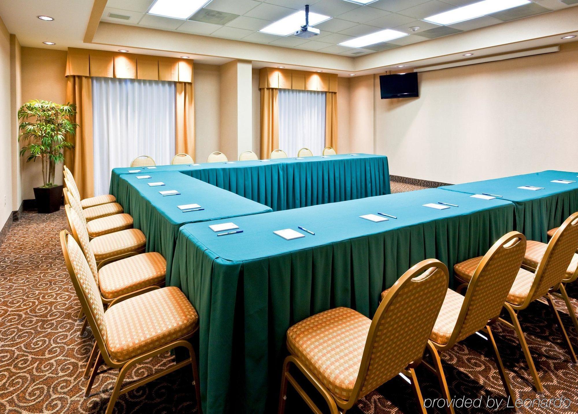 Holiday Inn Express & Suites Monterrey Aeropuerto By Ihg Apodaca Bagian luar foto