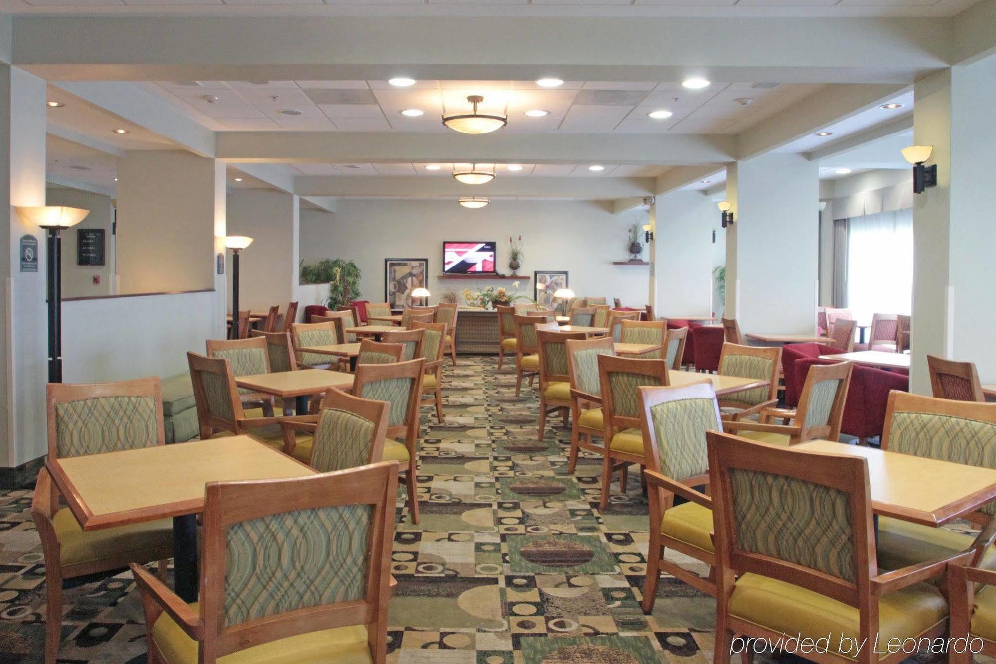 Holiday Inn Express & Suites Monterrey Aeropuerto By Ihg Apodaca Bagian luar foto