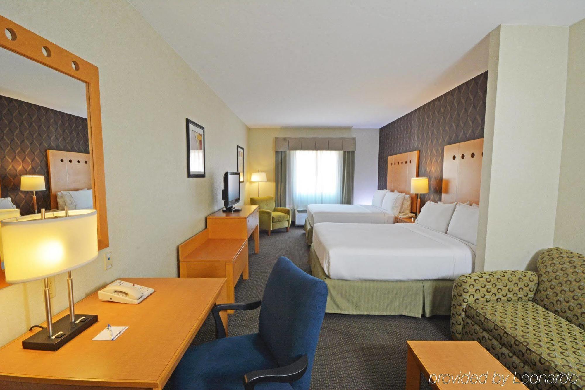 Holiday Inn Express & Suites Monterrey Aeropuerto By Ihg Apodaca Bagian luar foto