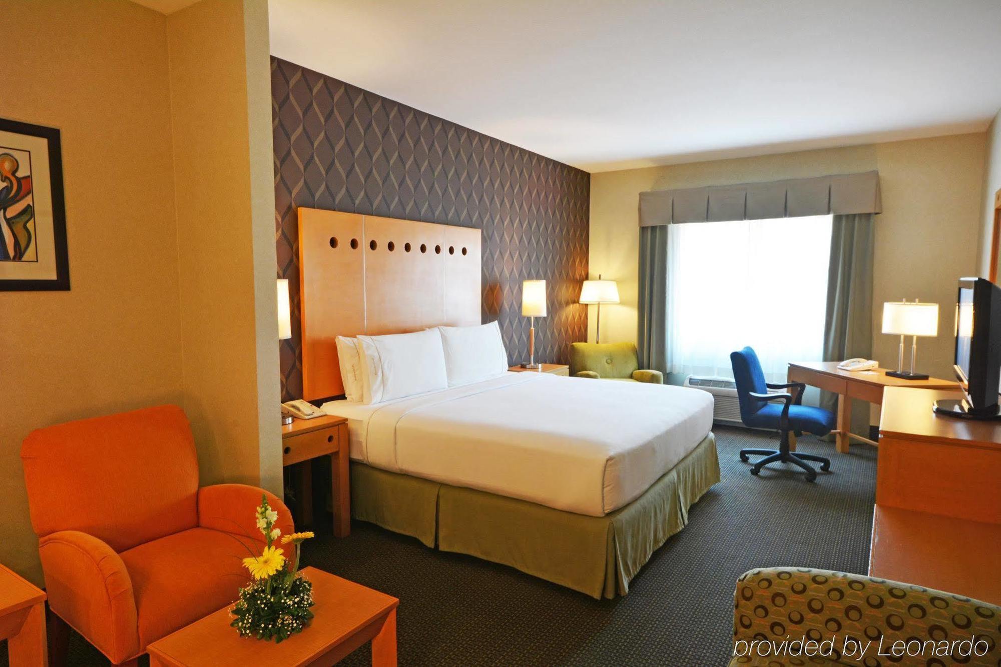 Holiday Inn Express & Suites Monterrey Aeropuerto By Ihg Apodaca Bagian luar foto
