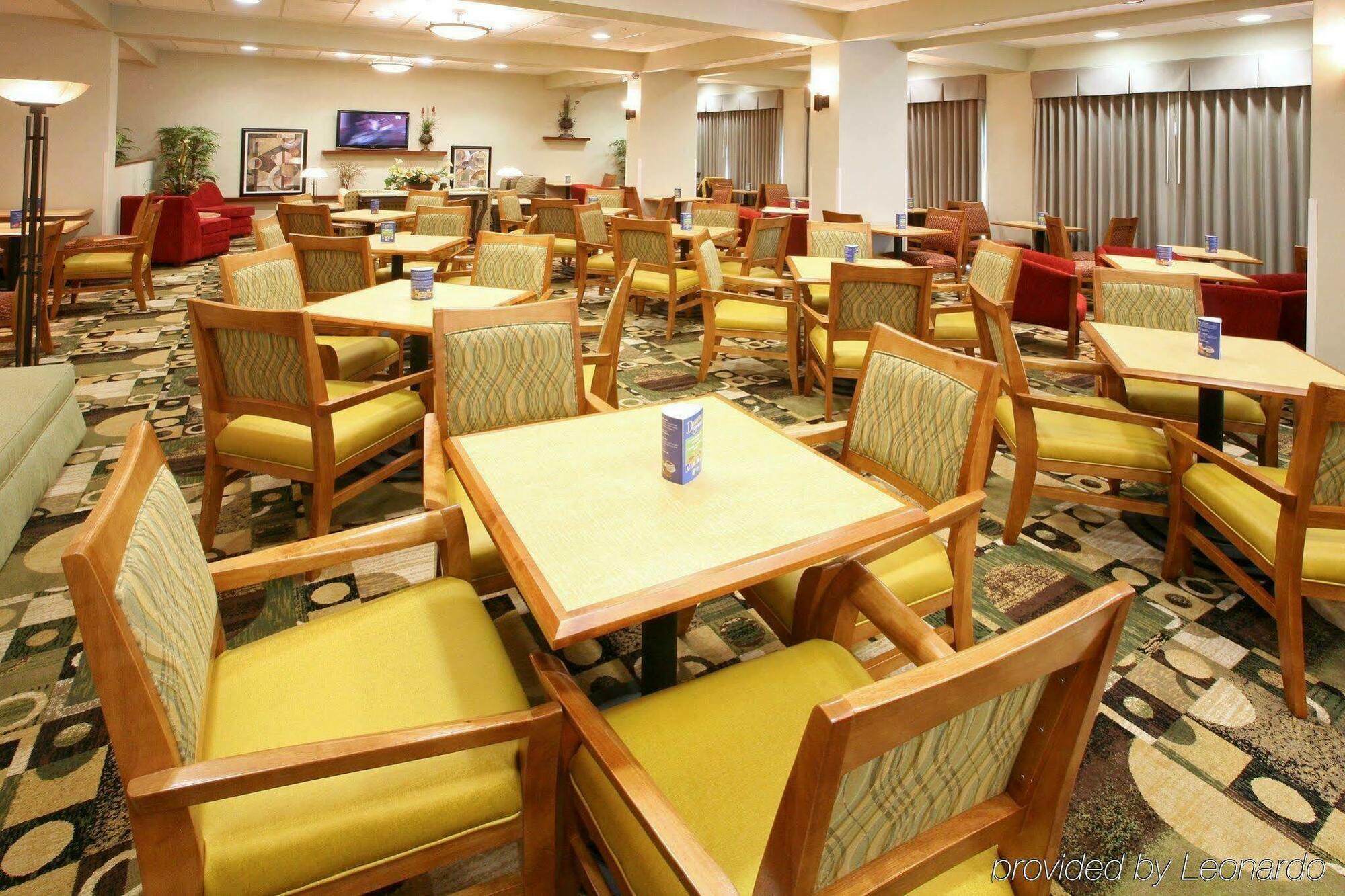 Holiday Inn Express & Suites Monterrey Aeropuerto By Ihg Apodaca Bagian luar foto